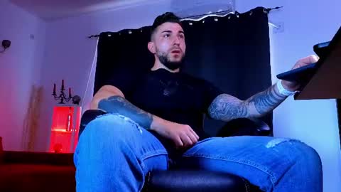 Snapshot of mightyaaron chatting on July 31, 2026, 9:52 am MightyAaron online show from July 31, 2026, 9:52 am