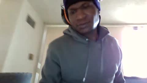 Mightymandingo online show from April 25, 2026, 12:08 pm