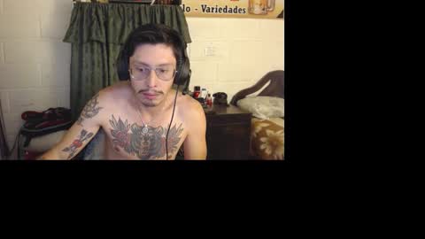 Miguel  Independent Model  online show from March 26, 2026, 6:52 am