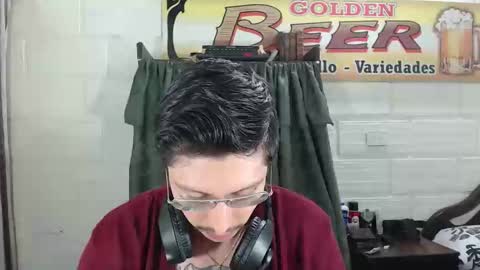 Miguel  Independent Model  online show from April 25, 2026, 1:41 pm