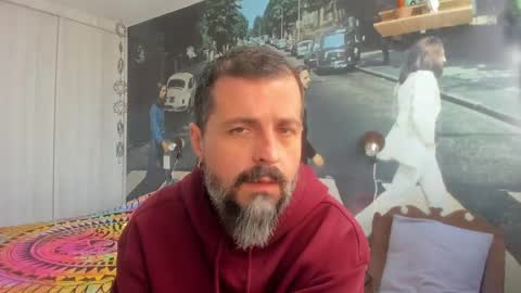 Miguel Angel online show from May 9, 2026, 1:27 pm