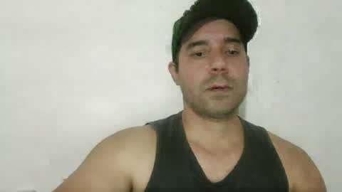 Snapshot of miguelanchelo chatting on June 19, 2026, 1:32 am mikel online show from June 19, 2026, 1:32 am