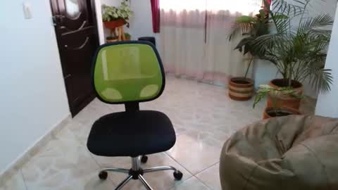 Miguel Eduardo online show from May 27, 2026, 2:58 pm