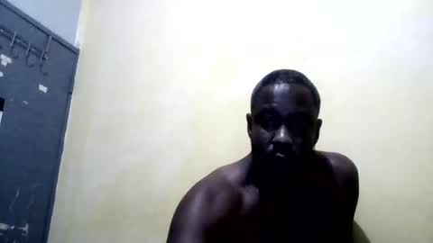 Snapshot of migz2026 chatting on June 9, 2026, 11:05 pm migz2026 online show from June 9, 2026, 11:05 pm