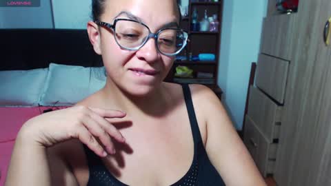 Snapshot of miia_big1boobs chatting on January 4, 2025, 2:25 am miia big1boobs online show from January 4, 2025, 2:25 am