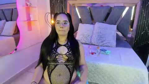 Snapshot of miia_deluxe_ chatting on June 22, 2026, 2:13 am miia_deluxe_ online show from June 22, 2026, 2:13 am
