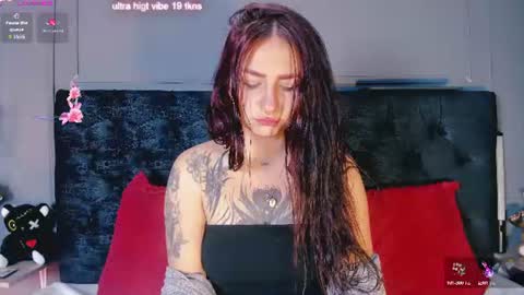 Snapshot of miia_moore_ chatting on June 15, 2026, 1:46 pm miia_moore_ online show from June 15, 2026, 1:46 pm
