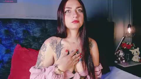 Snapshot of miia_moore_ chatting on June 22, 2026, 1:08 pm miia_moore_ online show from June 22, 2026, 1:08 pm