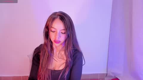 miia_rose12 online show from December 21, 2025, 7:21 pm