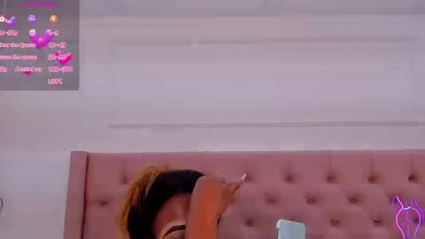 Snapshot of miia_schwarz chatting on September 8, 2025, 10:20 pm Miia Schwarz online show from September 8, 2025, 10:20 pm