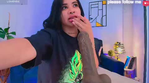 Snapshot of miiaa7_ chatting on July 21, 2026, 2:19 pm Ma is my name I invite you to check out my wish list for my birthday online show from July 21, 2026, 2:19 pm