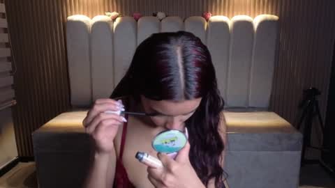 miiaa_evans1 online show from July 7, 2026, 1:59 pm