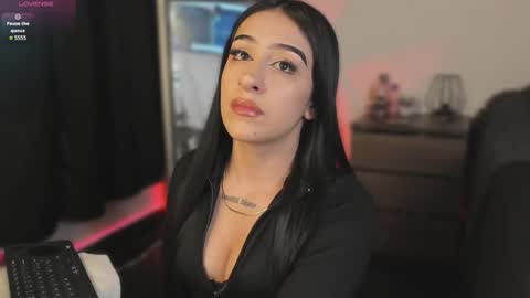  miiaa stone  online show from February 7, 2026, 2:04 am