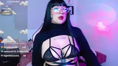 Snapshot of miila_a chatting on January 8, 2025, 5:59 am Mila online show from January 8, 2025, 5:59 am