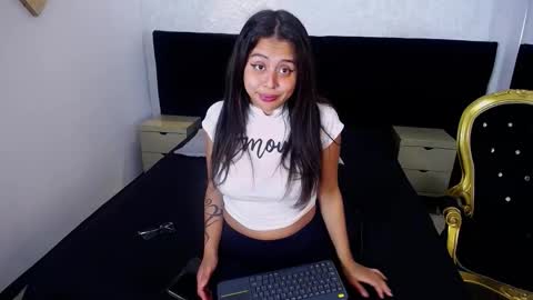 Miilky   online show from March 10, 2026, 4:50 am