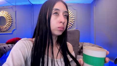 Snapshot of miilu__1 chatting on December 3, 2024, 9:22 am miilu online show from December 3, 2024, 9:22 am