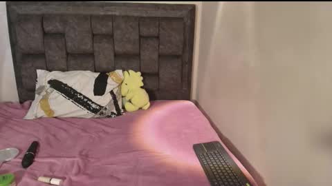 Emmy online show from September 11, 2025, 6:52 pm