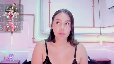 Snapshot of miiss_emmy chatting on May 18, 2026, 3:40 pm Emmy online show from May 18, 2026, 3:40 pm