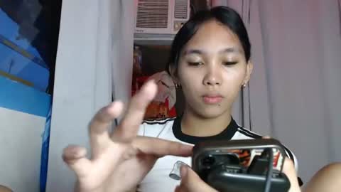 Snapshot of mika_cora chatting on June 20, 2026, 10:07 am MIKA online show from June 20, 2026, 10:07 am