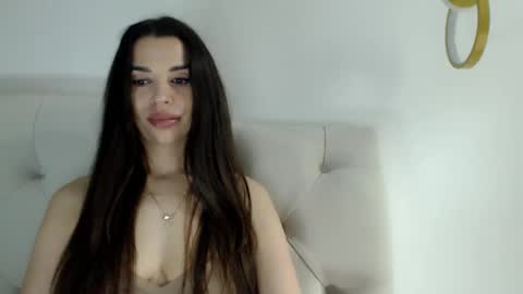 Snapshot of mika_gold7 chatting on May 15, 2026, 5:42 pm Mika online show from May 15, 2026, 5:42 pm