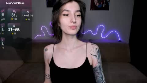 Snapshot of mika_reid chatting on May 23, 2026, 12:42 pm Mika online show from May 23, 2026, 12:42 pm