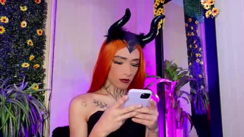 mikaelarangel online show from October 26, 2025, 2:06 am