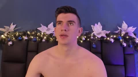 mikael online show from December 16, 2025, 3:44 am