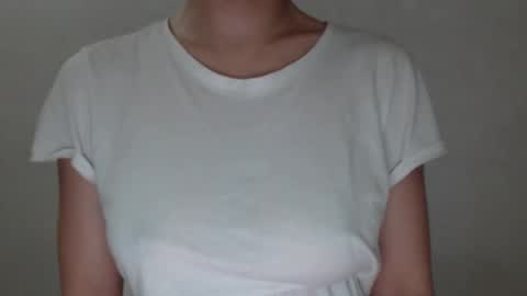 Snapshot of mikahdos chatting on March 1, 2026, 9:39 pm SORAYA online show from March 1, 2026, 9:39 pm