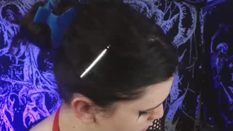 Snapshot of mikaskullcs chatting on September 26, 2025, 1:09 am Mika online show from September 26, 2025, 1:09 am