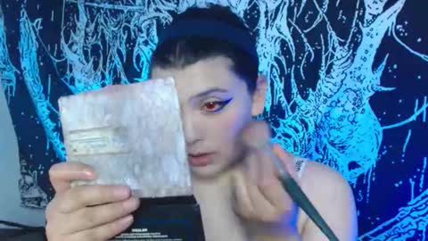 Mika online show from March 20, 2026, 10:25 pm