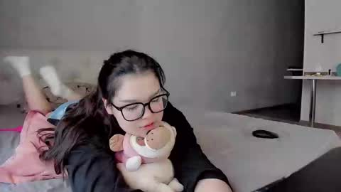 Snapshot of mikasssu chatting on February 24, 2025, 8:49 am mikasssu online show from February 24, 2025, 8:49 am