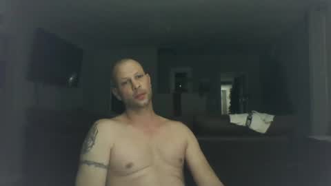 Snapshot of mike199645 chatting on March 22, 2026, 3:21 am mike199645 online show from March 22, 2026, 3:21 am