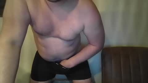 Snapshot of mike38be chatting on September 27, 2025, 11:21 pm mike38be online show from September 27, 2025, 11:21 pm