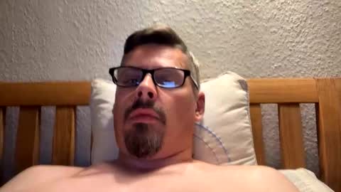 Snapshot of mike4u26 chatting on October 4, 2025, 10:08 pm mike4u26 online show from October 4, 2025, 10:08 pm