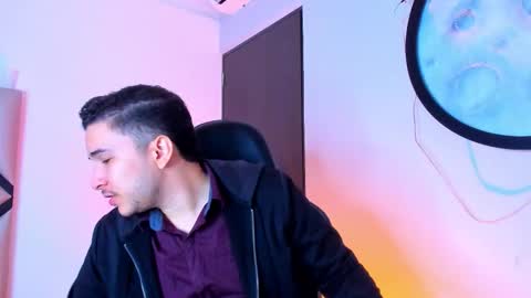 Snapshot of mike_256 chatting on November 13, 2025, 11:53 am Mike online show from November 13, 2025, 11:53 am