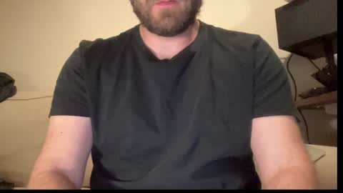 Snapshot of mike_berlin1 chatting on December 28, 2024, 2:42 pm MIke online show from December 28, 2024, 2:42 pm