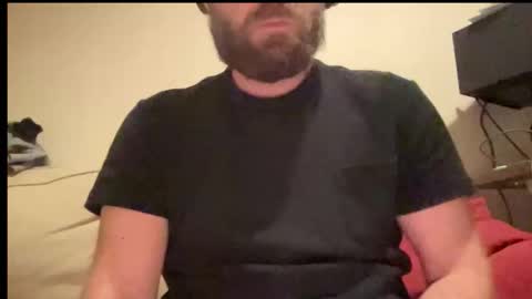 Snapshot of mike_berlin1 chatting on November 9, 2025, 9:46 pm MIke online show from November 9, 2025, 9:46 pm