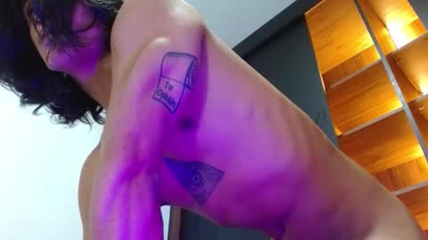 Snapshot of mike_d1030 chatting on November 28, 2025, 10:01 pm mike_d1030 online show from November 28, 2025, 10:01 pm