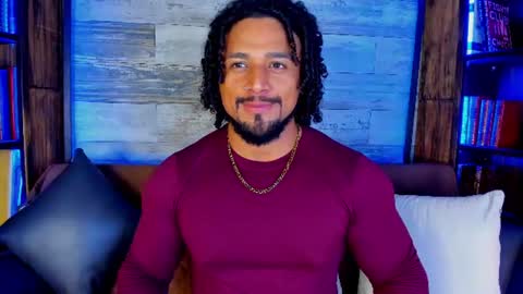 Snapshot of mike_estevess chatting on July 12, 2026, 5:42 am online show from July 12, 2026, 5:42 am
