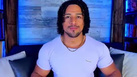 Snapshot of mike_estevess chatting on July 15, 2026, 7:13 am online show from July 15, 2026, 7:13 am