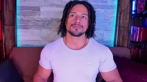 Snapshot of mike_estevess chatting on July 31, 2026, 8:03 am online show from July 31, 2026, 8:03 am