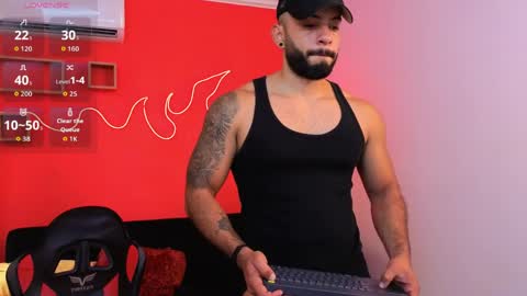 Snapshot of mike_savage3 chatting on May 22, 2026, 12:22 pm Mike online show from May 22, 2026, 12:22 pm