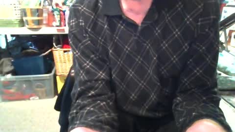 mikeb3200 online show from December 1, 2024, 11:14 pm