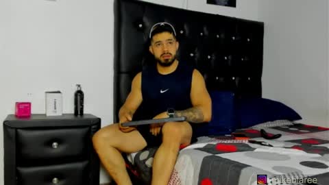 Snapshot of mikeblaree chatting on April 4, 2026, 6:27 pm mikeblaree online show from April 4, 2026, 6:27 pm