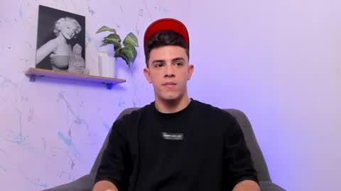 Snapshot of mikecooper_ chatting on December 6, 2024, 9:32 am Mike Cooper online show from December 6, 2024, 9:32 am