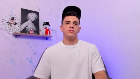 Snapshot of mikecooper_ chatting on January 9, 2025, 6:27 am Mike Cooper online show from January 9, 2025, 6:27 am