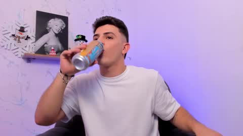 Snapshot of mikecooper_ chatting on January 14, 2025, 7:38 am Mike Cooper online show from January 14, 2025, 7:38 am