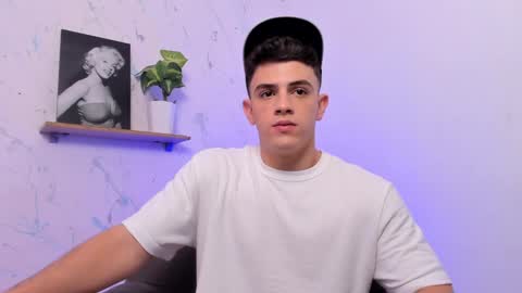 Snapshot of mikecooper_ chatting on January 19, 2025, 12:38 am Mike Cooper online show from January 19, 2025, 12:38 am