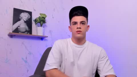 Snapshot of mikecooper_ chatting on January 31, 2025, 10:20 am Mike Cooper online show from January 31, 2025, 10:20 am