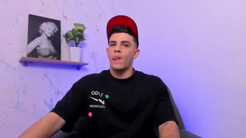 Snapshot of mikecooper_ chatting on February 5, 2025, 5:41 am Mike Cooper online show from February 5, 2025, 5:41 am